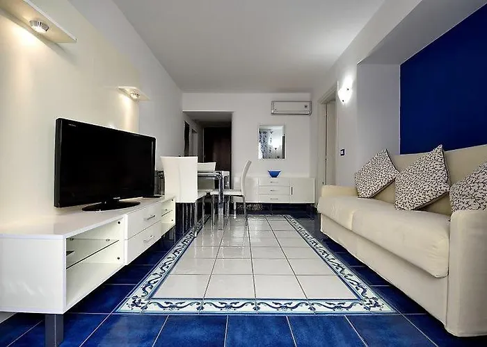 Sunshine House *